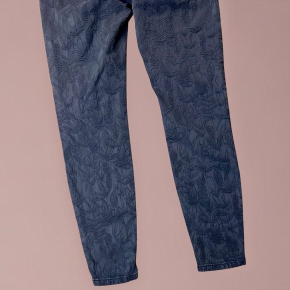 Pilcro and the Letterpress Women's Slate Blue Floral Debossed Skinny Pant 26P - Picture 13 of 13